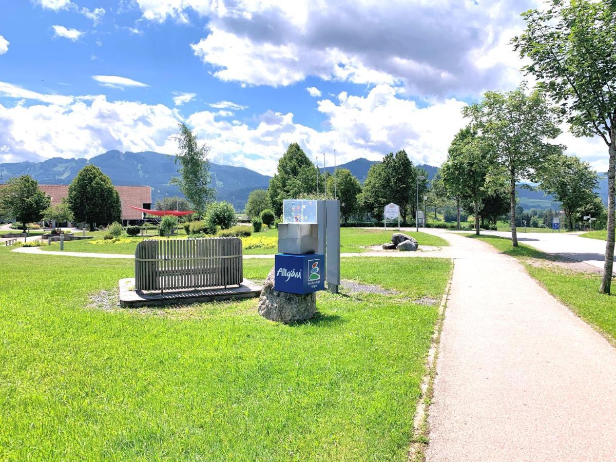 Ferienwohnung Am Kurpark Ой-Мителберг Екстериор снимка